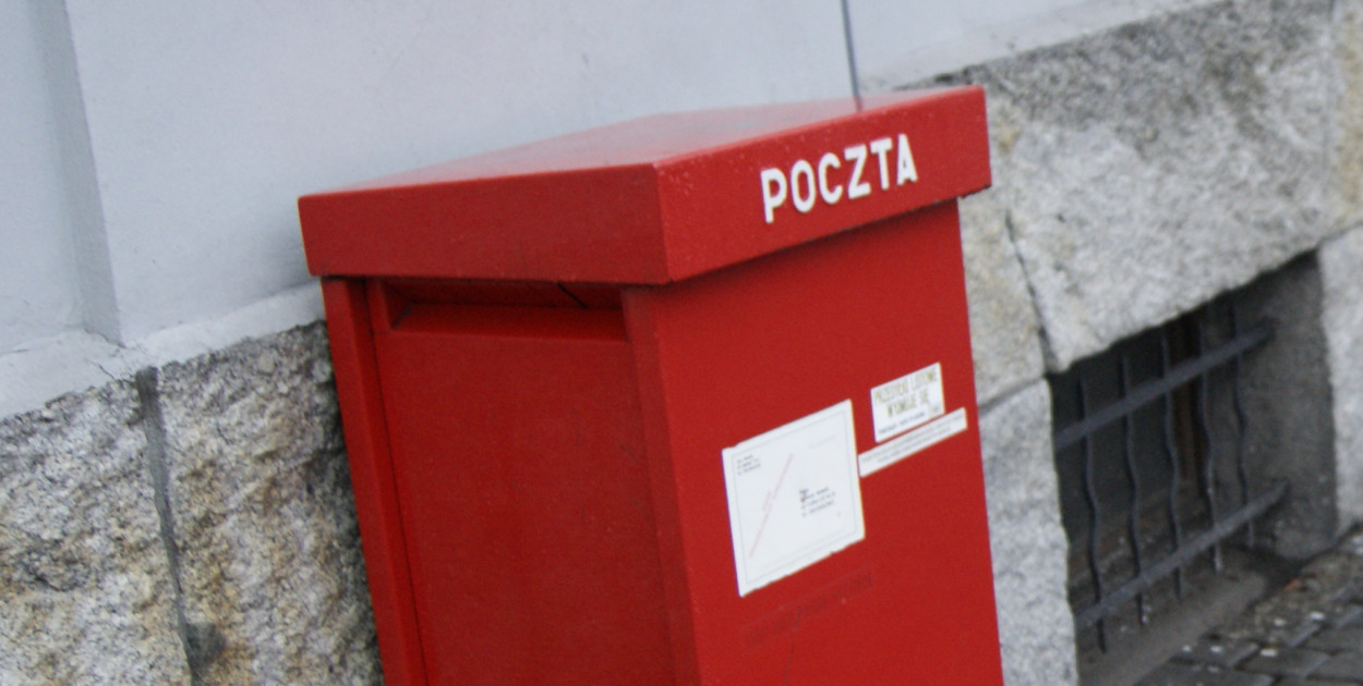 Urząd Miejski w Tarnowskich Górach otworzył oferty w przetargu na świadczenie kompleksowych usług pocztowych na rzecz magistratu w roku 2026. Fot. Archiwum Gwarka