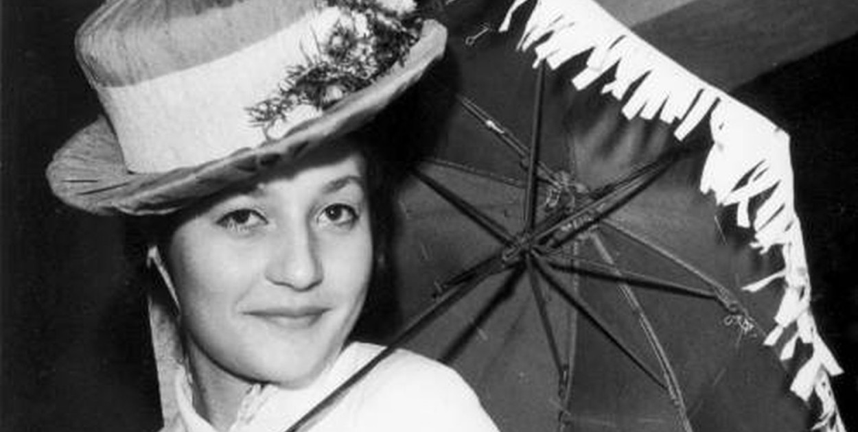 W redakcyjnym archiwum nie zachowały się zdjęcia z bali sylwestrowych z lat 60. Mamy natomiast zdjęcia z późniejszego okresu. Tak bawiono się na zetemesowskim balu gałganiarzy, który w 1973 roku odbył się w Kaletach w klubie Papirus