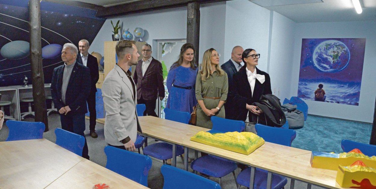 W tym roku oddano Zieloną Pracownię Podniebne Laboratorium w Szkole Podstawowej im. Królowej Jadwigi w Nowym Chechle