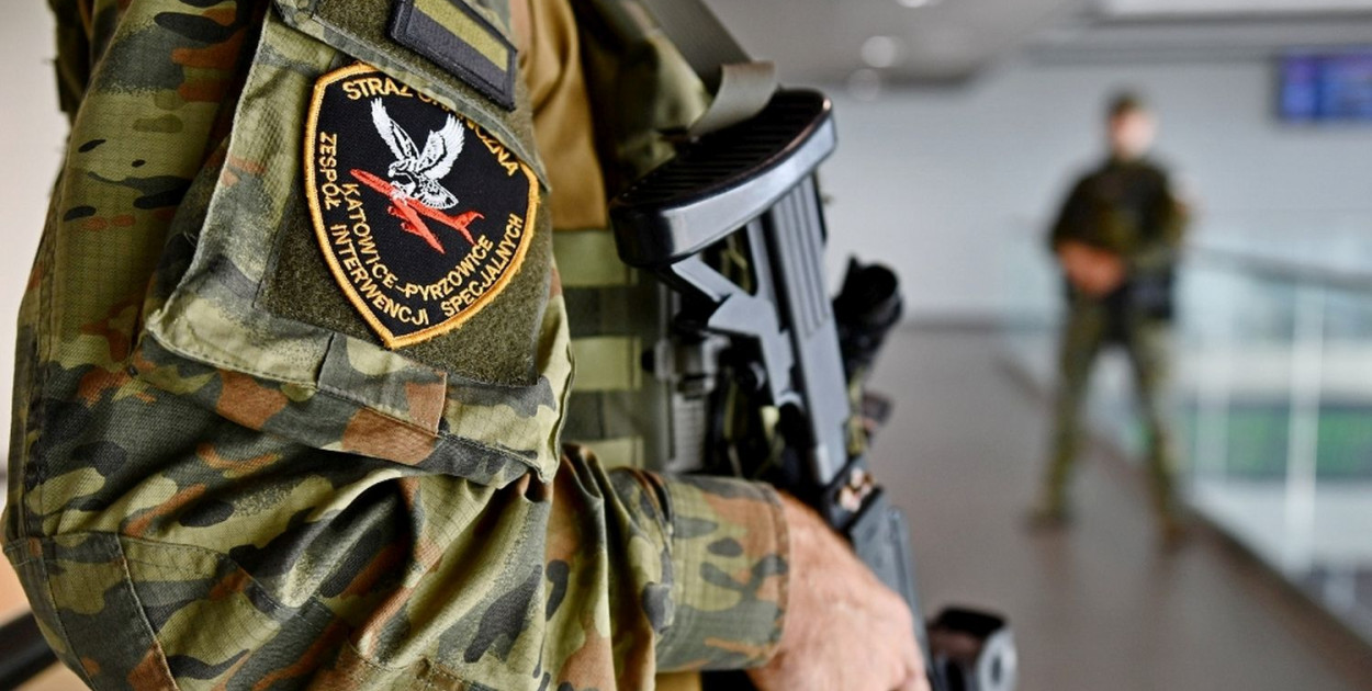 Katowice Airport. Opóźnione loty, ewakuacja 350 osób