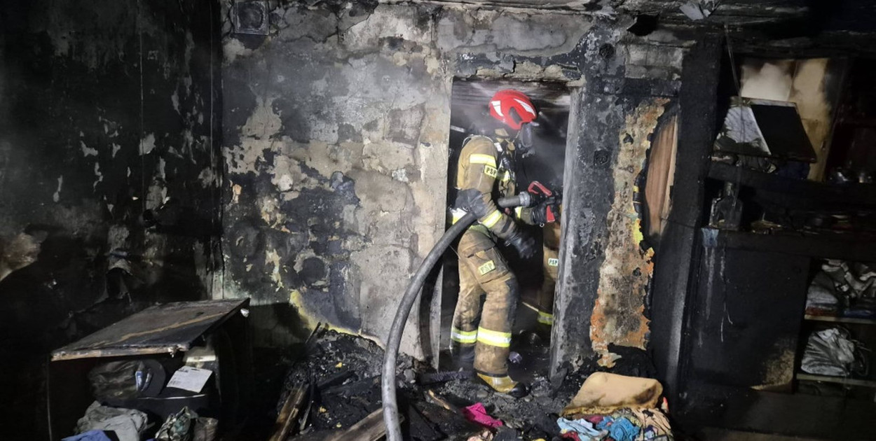 Akcja na parkingu, nocny pożar, afera o krzyż. Podsumowanie tygodnia