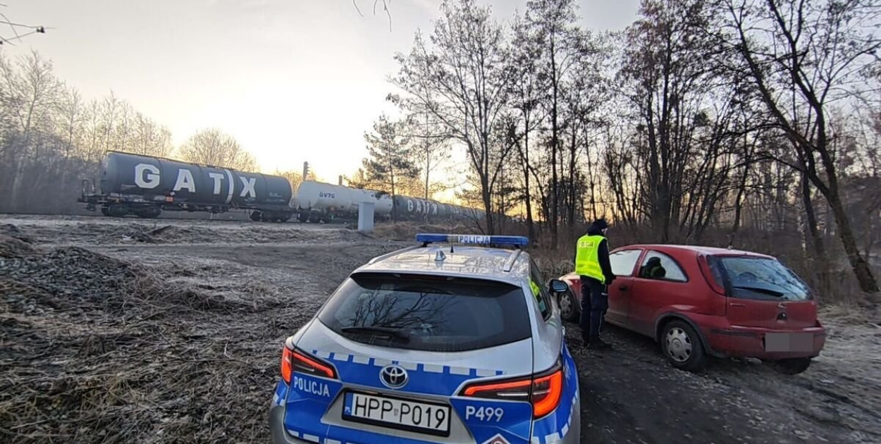 Miał 2 promile i zakaz prowadzenia. Zatrzymali go ratownicy medyczni