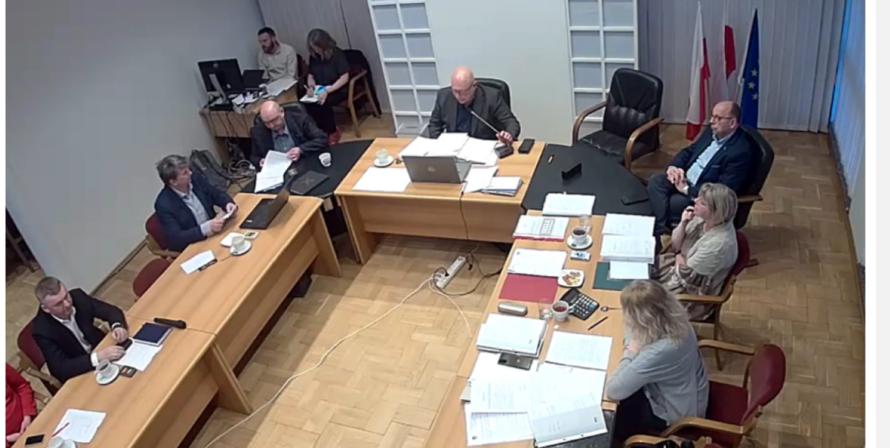 Incydent z telefonem przesądził. Andrzej Janus odwołany