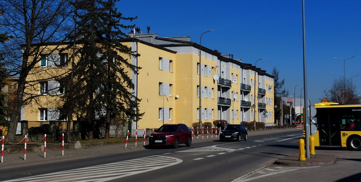 Tarnowskie Góry. Burmistrz chce sprzedać kawalerkę. Obniżono cenę