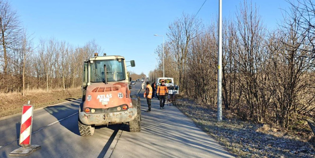Problemy na ul. Knosały w Radzionkowie. Drogowcy zaczęli naprawę
