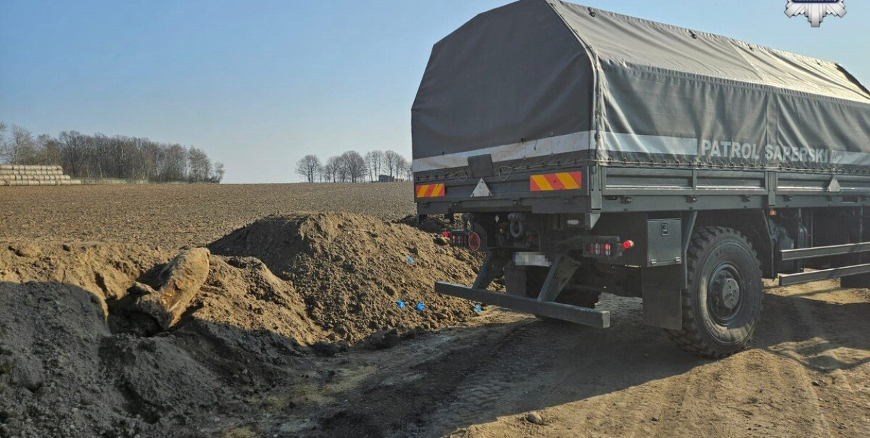 Tarnowskie Góry. Budowa drogi i szok! Spacerowicz odkrył bombę lotniczą