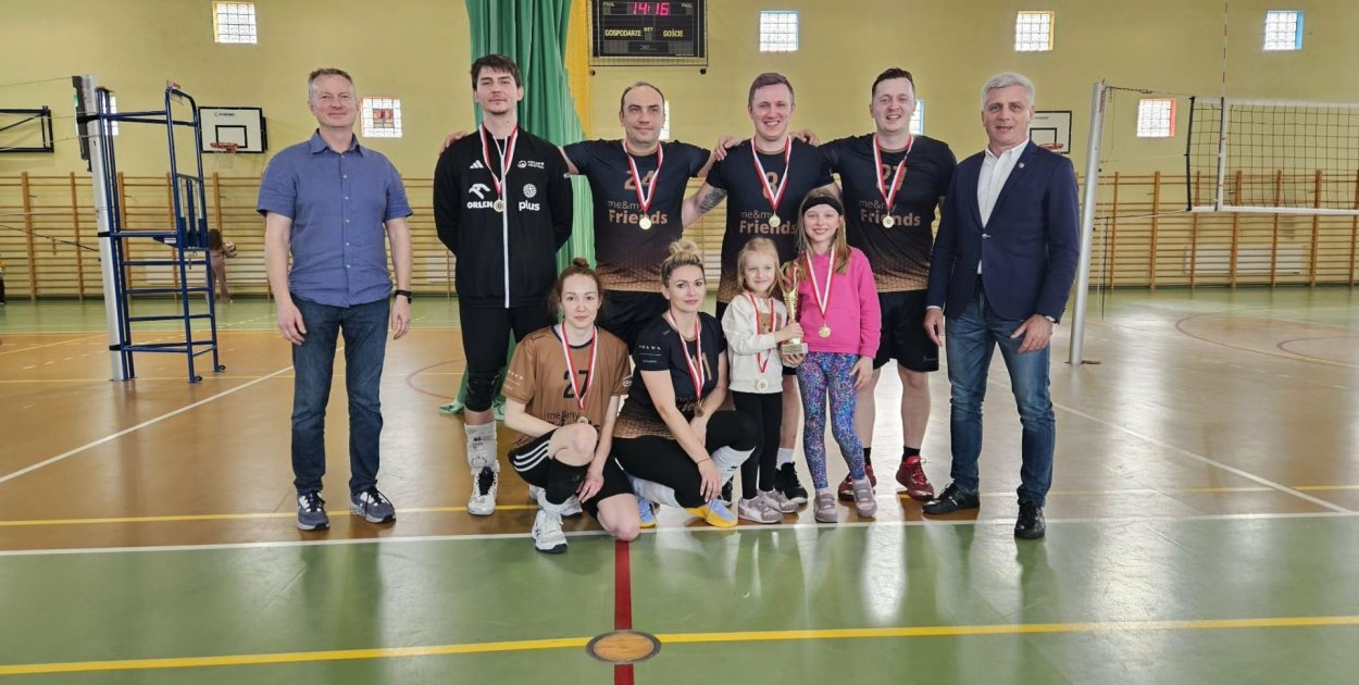 Nakło Śląskie. Charytatywny turniej siatkówki z sercem. Pobili cel zbiórki