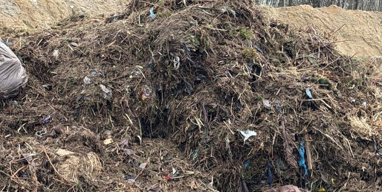 Nielegalne odpady? Zatrzymani kierowcy ciężarówek