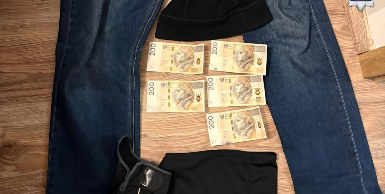 Przyłożył jej nóż do szyi i kazał jechać do Piekar Śląskich