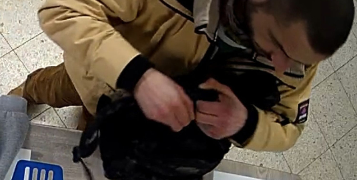 Policjanci poszukują tego mężczyzny. Co ma na sumieniu?