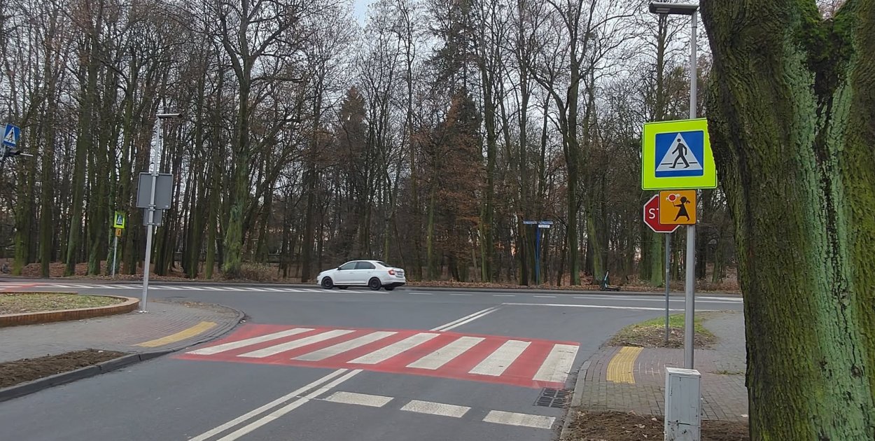 Jaśniej i bezpieczniej na drogach powiatu. 14 przejść po modernizacji