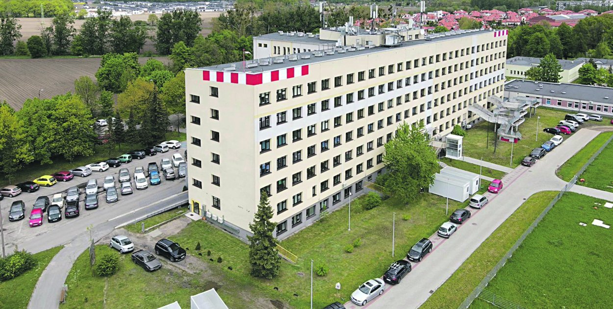 Tragedia w Tarnowskich Górach. Pacjentka wypadła z okna