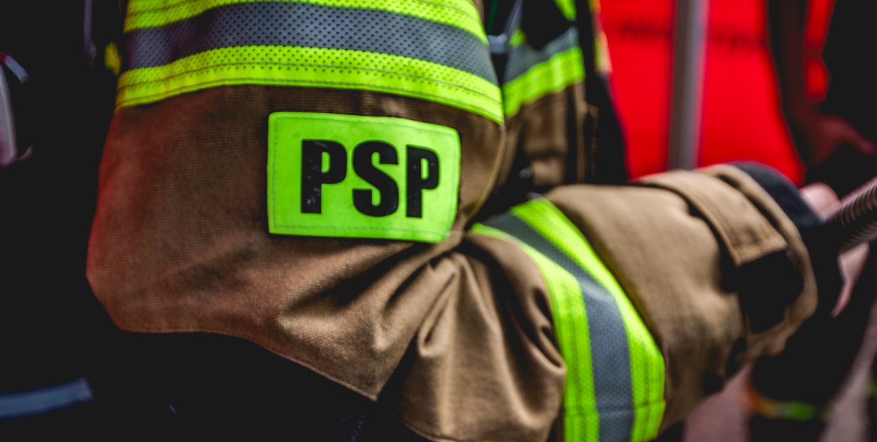 Listonoszka zareagowała. Na miejscu strażacy, policjanci i ratownicy