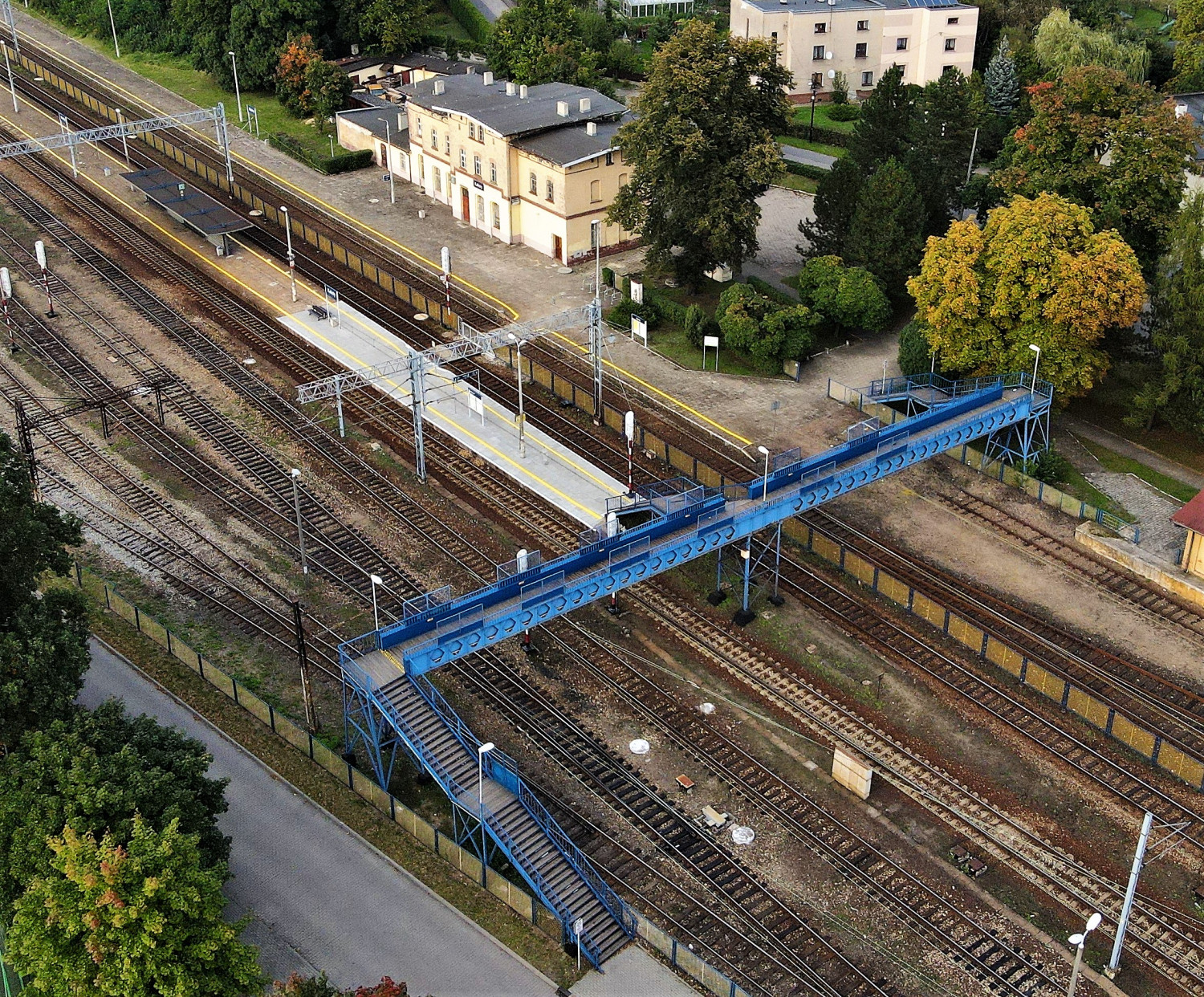 Kładka na stacji w Kaletach to także przeszkoda dla rowerzystów. Fot. Jarosław Myśliwski