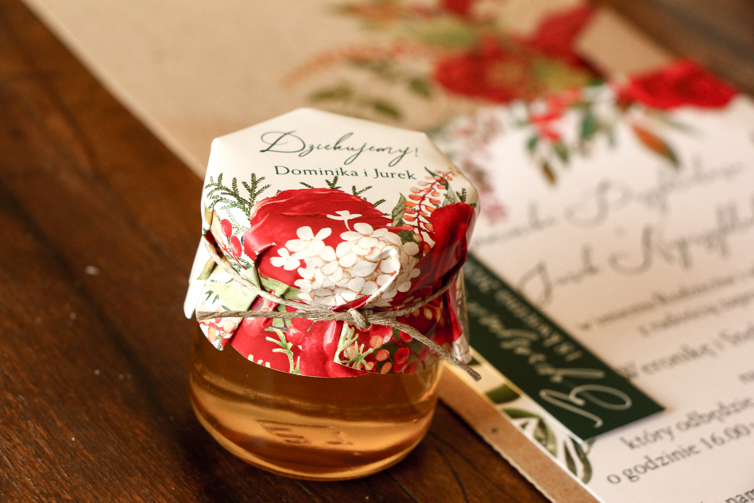 Miody ślubne jako podziękowania dla gości od Amelia-Wedding.pl